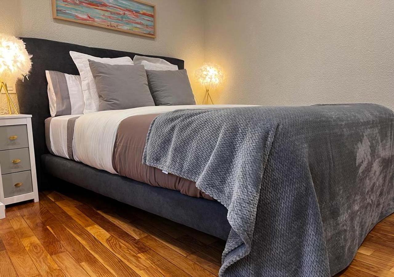 Vut Plaza Del Angel Apartment Саламанка Екстериор снимка